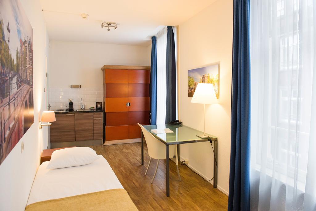 Hotel Residence Le Coin Amsterdam Room photo